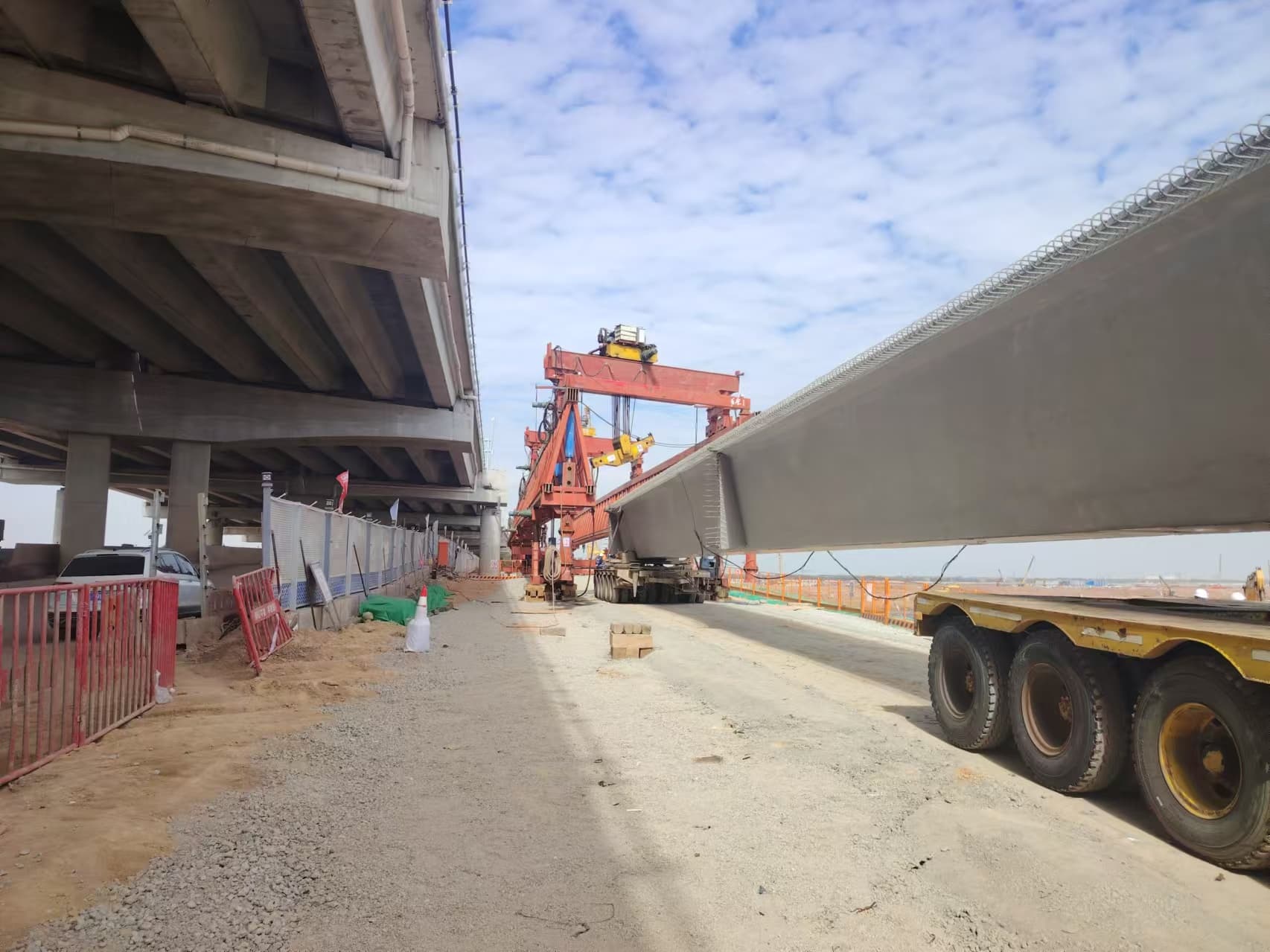 湖北十堰单导梁架桥机租赁厂家 运架一体机的拆卸步骤