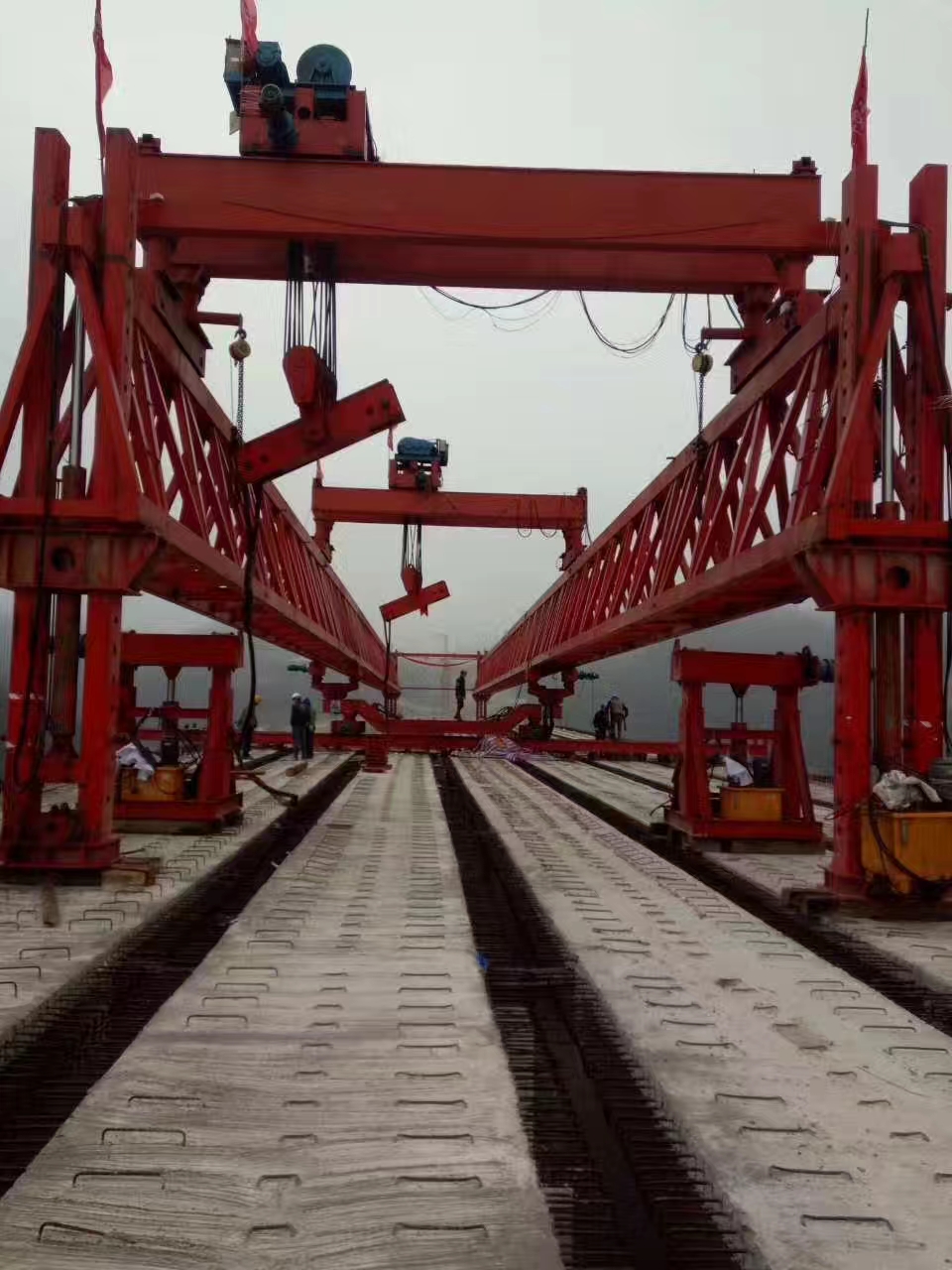 甘肃兰州架桥机厂家 以机育匠，以技护航：单梁式架桥机专业人才的成长之路