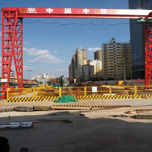 新疆阿克苏龙门吊厂家 巨臂寻主：双悬臂龙门吊核心客户画像深度描摹